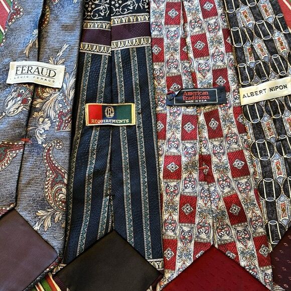 Four suit ties - Picture 2 of 3